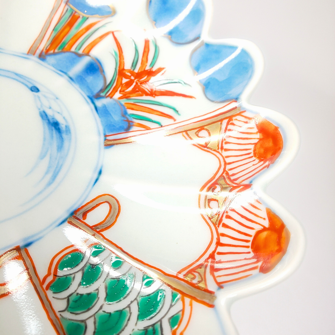 Assiette Arita Chrysanthème 18×4,5cm