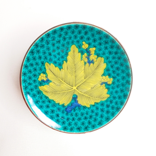 Assiette Kutani traditionnelle Feuille 10,5 × 2 cm – Kutani-yaki