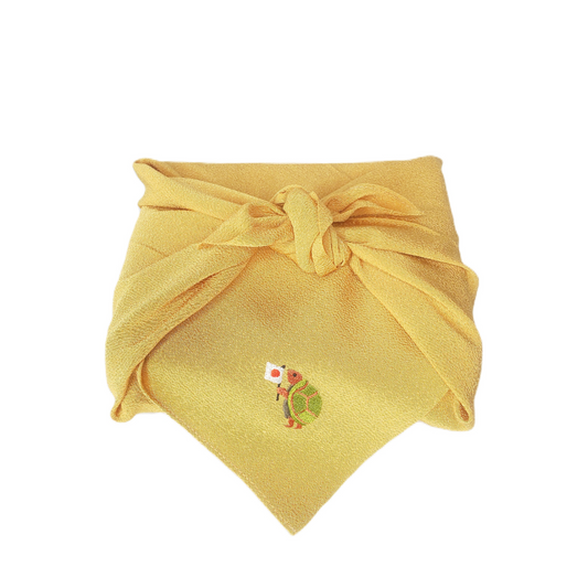 Furoshiki en Tango-chirimen 48 × 48 cm – Motif Petite Tortue